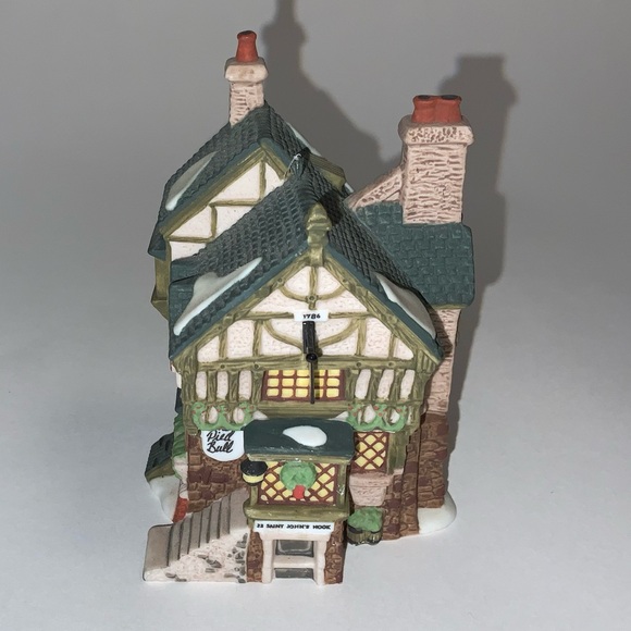 Pied Bull Inn & Sir John Falstaff Inn Dept 56 Ornaments - Picture 3 of 11